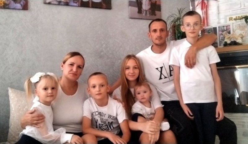 Мечтала о большой и дружной семье ЖительницаЗельвенского района удостоена ордена Матери