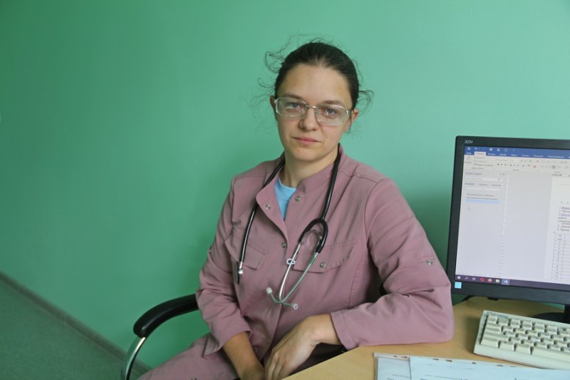 Терапевт районной поликлиники Анна Лукашевич Работать в медицине могут лишь те чье призвание спасать и созидать