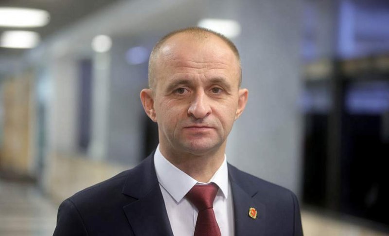 Юрия Валеватого представили в должности помощника Президента  инспектора по Гомельской области