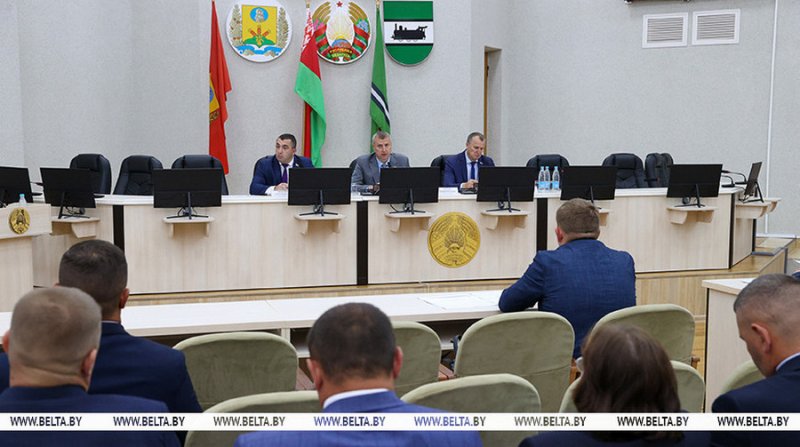 Если не сработает район  отвечать будет председатель исполкома Крутой об уборочной