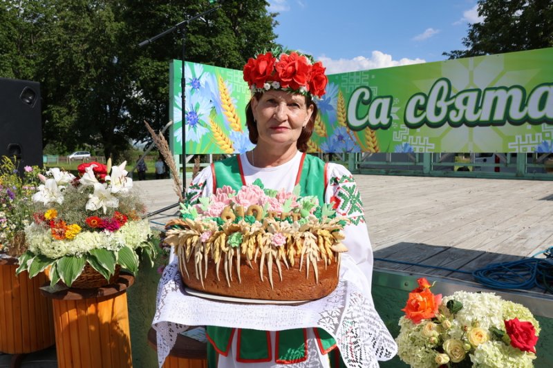 Дзярэчын святкуе годдзе весела шумна цкава