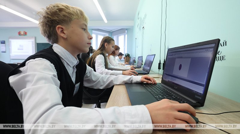 В Беларуси утверждены новые программы факультативных занятий для школьников