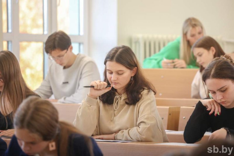 Обязаны ли непоступившие выпускники срочно работать или идти на курсы